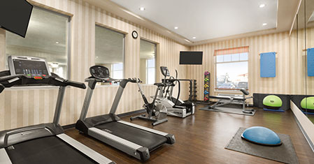Canmore Hotel's Business 